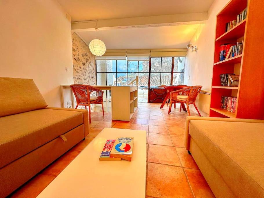 Avec Terrasse Tropezienne, Apartment